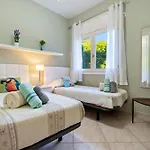 بيت للعطل Al Alba - Piscina Compartida *